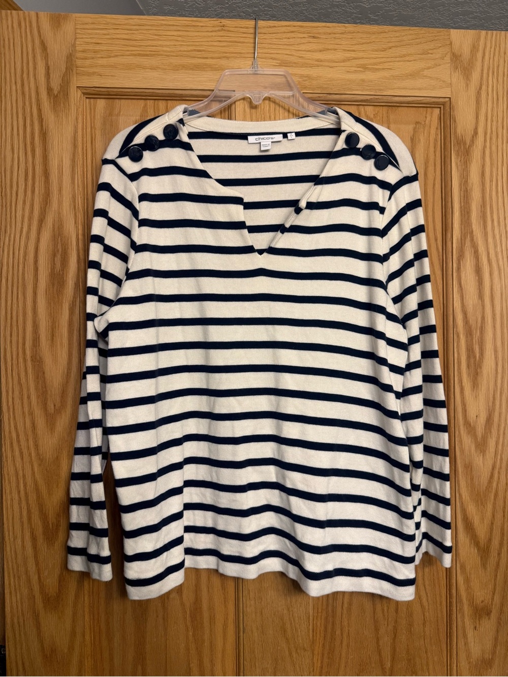 Chico’s Striped Boatneck Top with Shoulder Buttons size 2 Large navy cotton